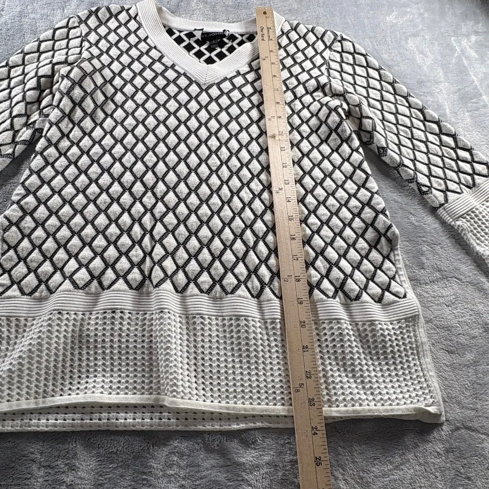 St. John Wool Blend Sweater Women Size 8 White Black Argyle Knit Pullover Casual